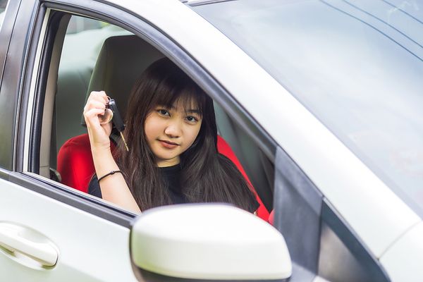 Know Your Insurance: 3 Types Of Car Insurance Plans In SG